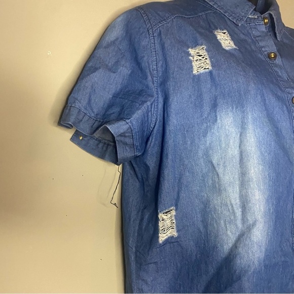 SHUN Bo Denim ripped patches button down collared crop top short sleeve blouse - Picture 5 of 7
